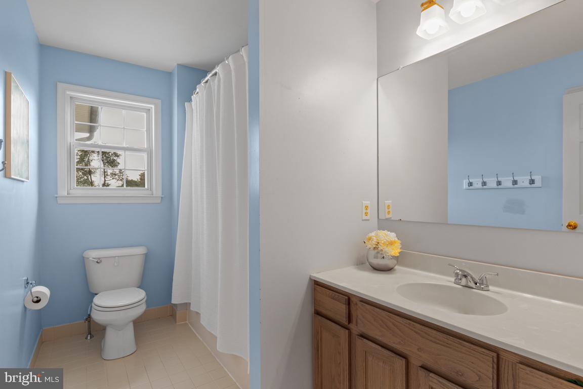 2018 Bustard Road Lansdale, PA 19446 - Photo 33 of 36 Hall bath