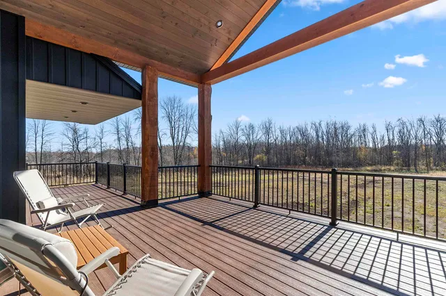 $1,250,000 | 3701 Delcore Road, Oconto, WI 54153