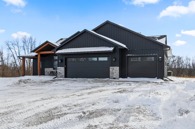 $1,250,000 | 3701 Delcore Road, Oconto, WI 54153