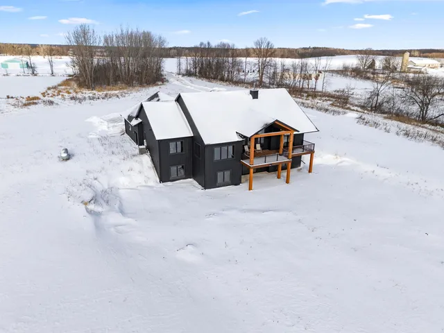 $1,250,000 | 3701 Delcore Road, Oconto, WI 54153