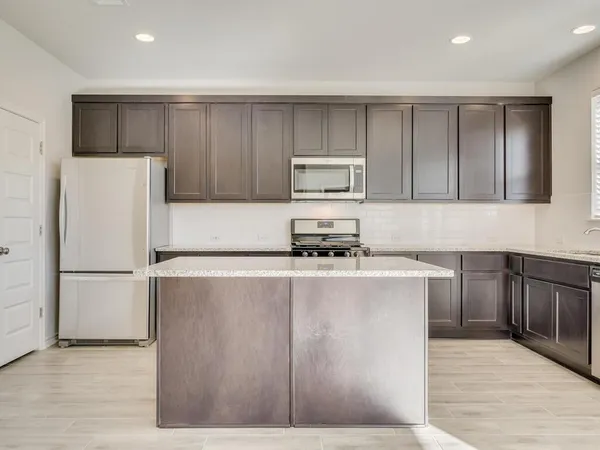 $2,250 | 2117 Pecan Island Drive, Leander, TX 78641