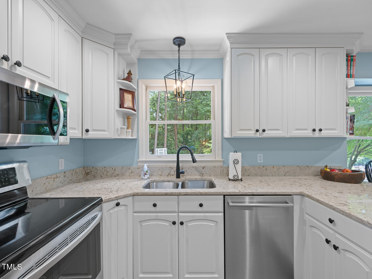 3104 Braddock Drive Raleigh, NC 27612 - Photo 9 of 37 3104-braddock-mls-16