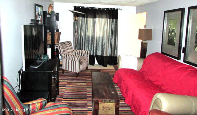 4908 Woodsend Road Louisville, KY 40229 - Photo 15 of 22 IMG_0667