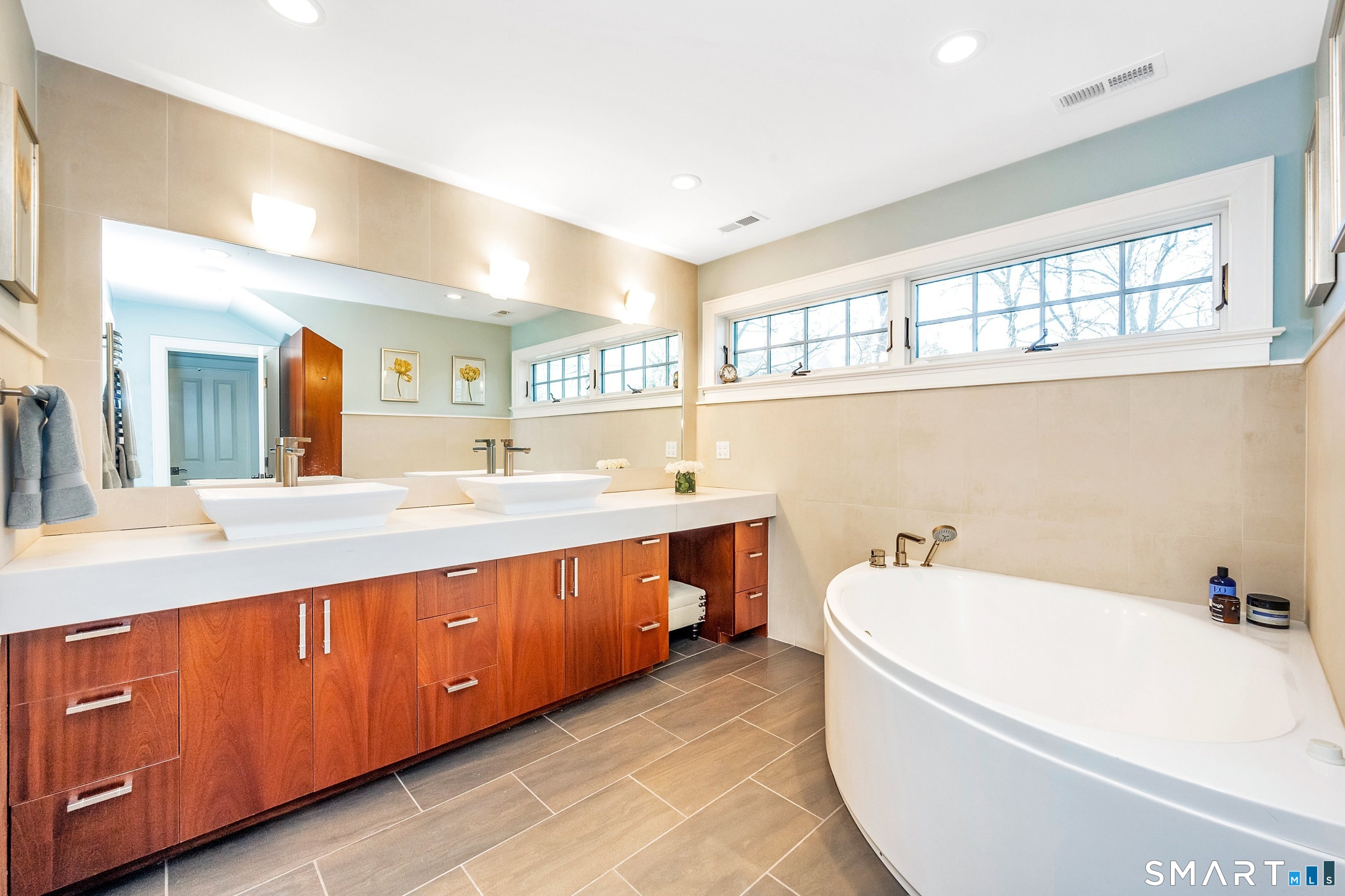 9 Dancing Bear Road Norwalk, CT 06853 - Photo 24 of 39