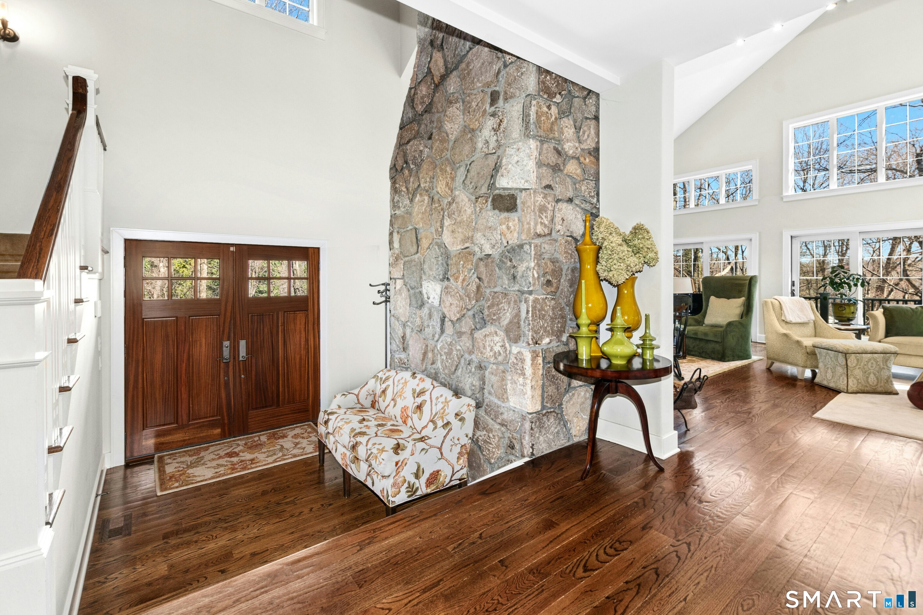 9 Dancing Bear Road Norwalk, CT 06853 - Photo 3 of 39