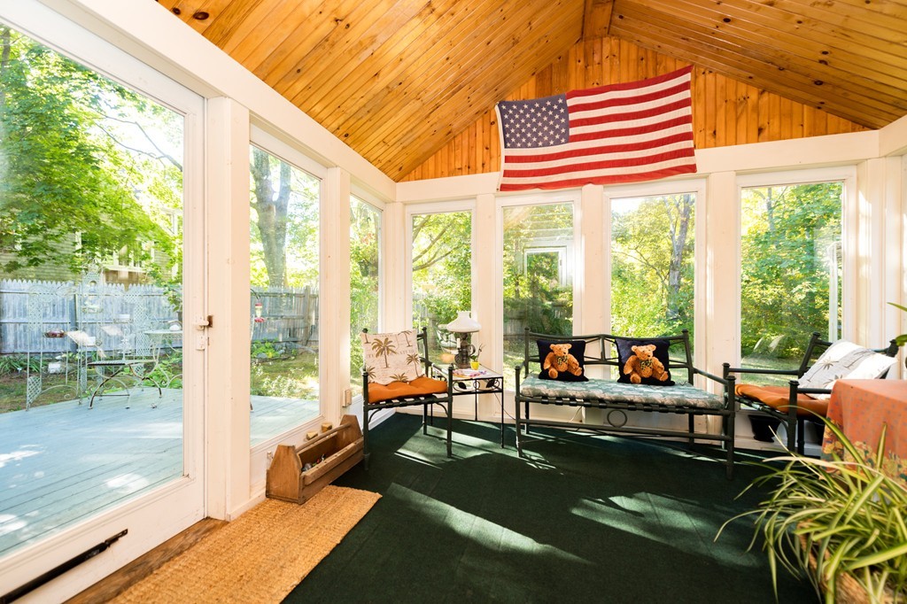 146 First Parish Road Scituate, MA 02066 - Photo 11 of 23