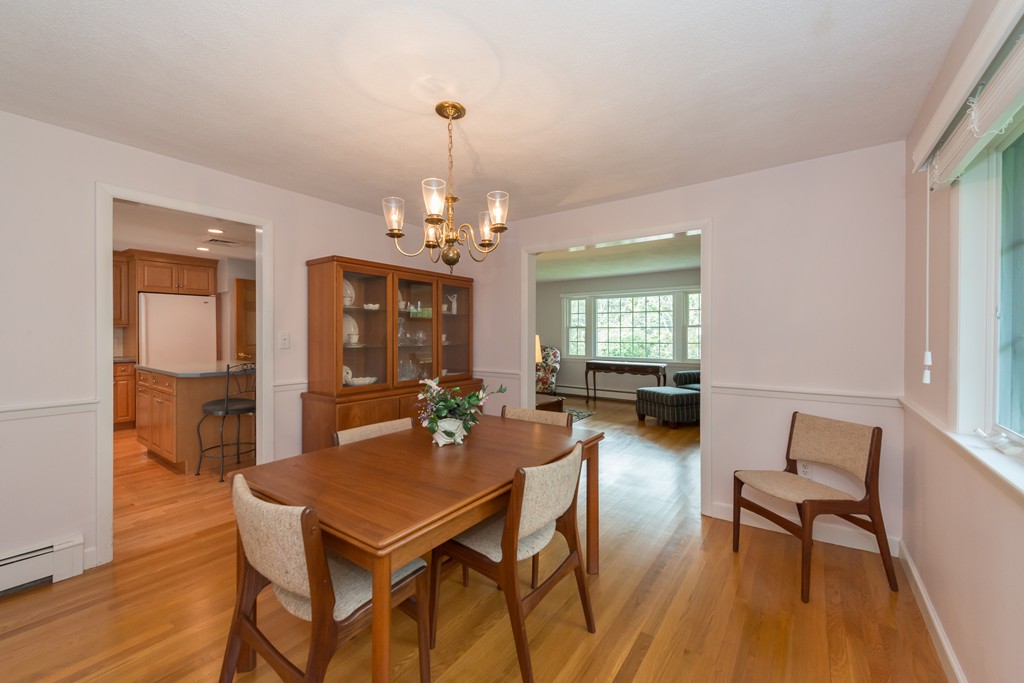 252 Worthen Road East Lexington, MA 02421 - Photo 5 of 22 Gallery Image 5