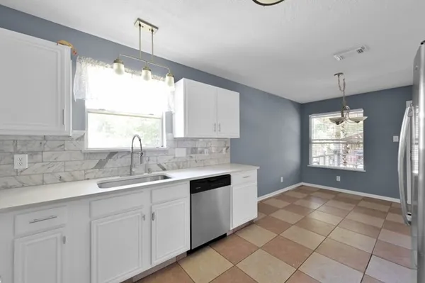 $2,350 | 6715 Dillon Drive, Magnolia, TX 77354