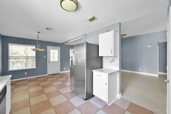 $2,350 | 6715 Dillon Drive, Magnolia, TX 77354