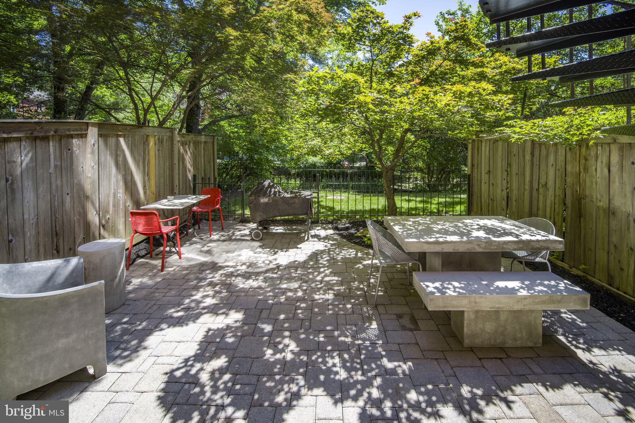 3927 Georgetown Court Northwest Washington, DC 20007 - Photo 29 of 34 a view of outdoor space yard and patio