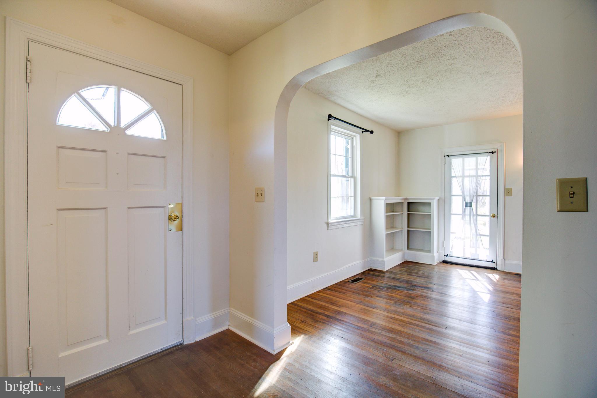 155 Summerville Road Boyce, VA 22620 - Photo 6 of 20 wooden floor in an empty room with a window