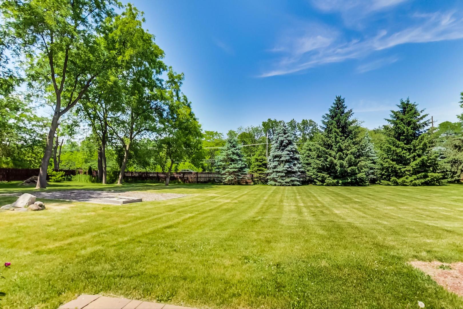 2101 Bull Ridge Drive McHenry, IL 60050 - Photo 79 of 83