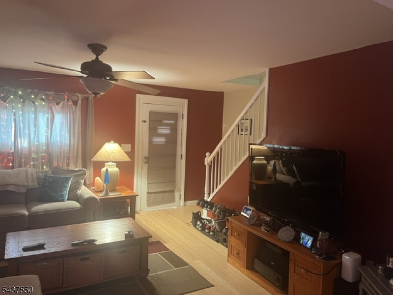 47 Mechanic Street Washington, NJ 07882 - Photo 6 of 17