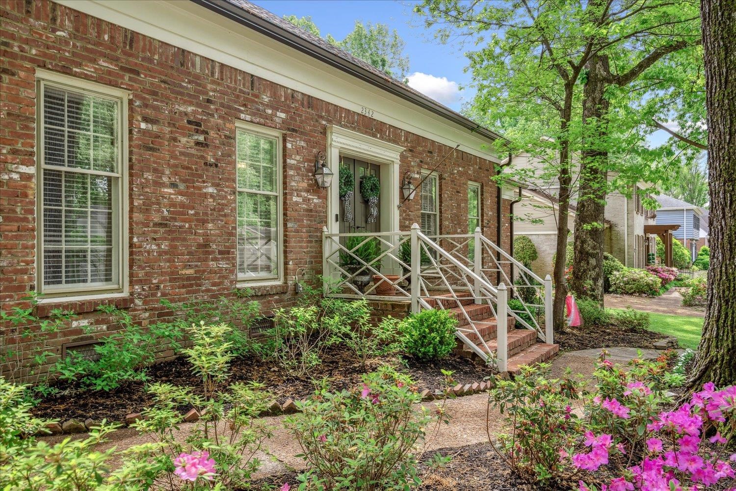 2342 Massey Road Memphis, TN 38119 - Photo 2 of 37 Gallery Image 2