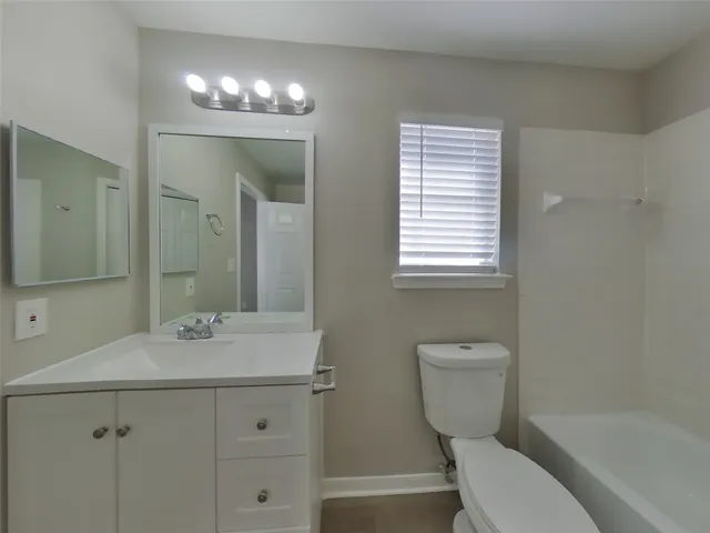 $1,569 | 3134 Boynton Drive, Houston, TX 77045