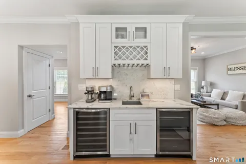 $800,000 | 5 Anthonys Lane, New Milford, CT 06776