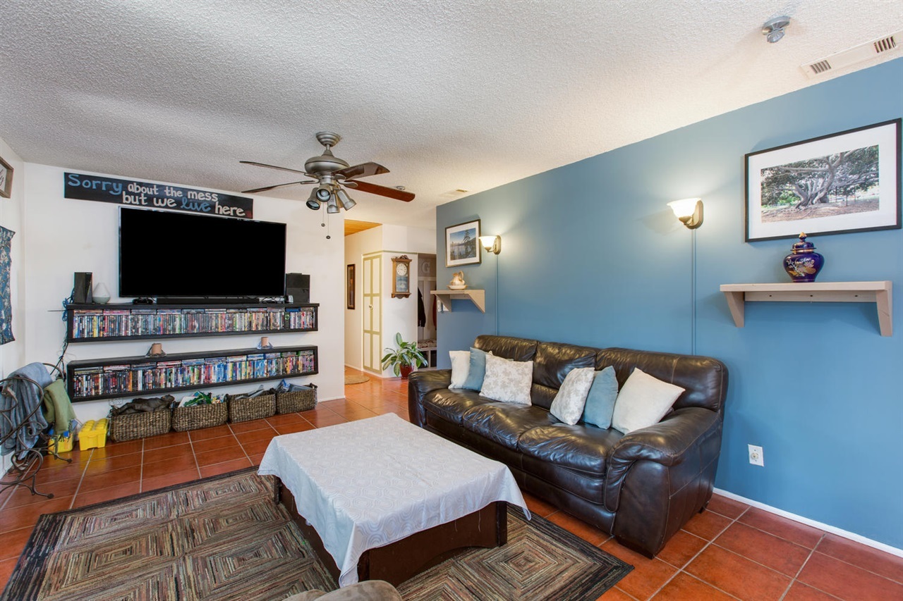 13449 Sebago Avenue Poway, CA 92064 - Photo 7 of 23 Gallery Image 7