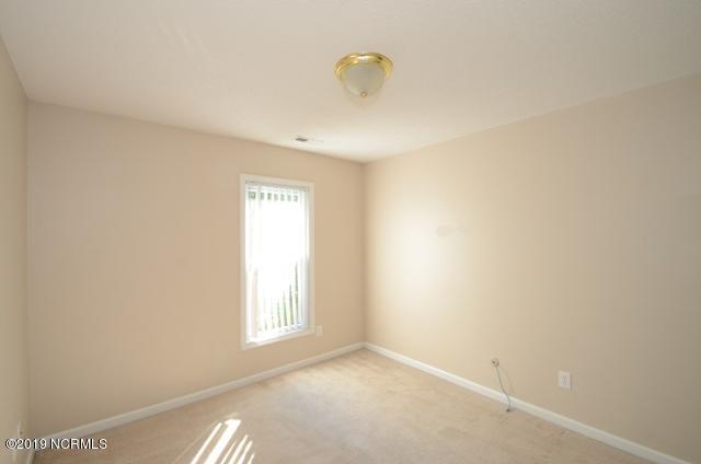 526 Raintree Road Jacksonville, NC 28540 - Photo 38 of 58 526 RAINTREE 39