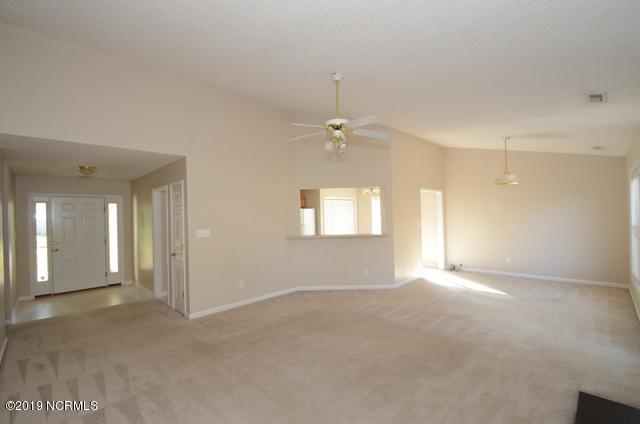 526 Raintree Road Jacksonville, NC 28540 - Photo 6 of 58 526 RAINTREE 07