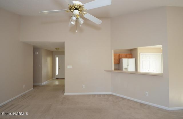 526 Raintree Road Jacksonville, NC 28540 - Photo 7 of 58 526 RAINTREE 08
