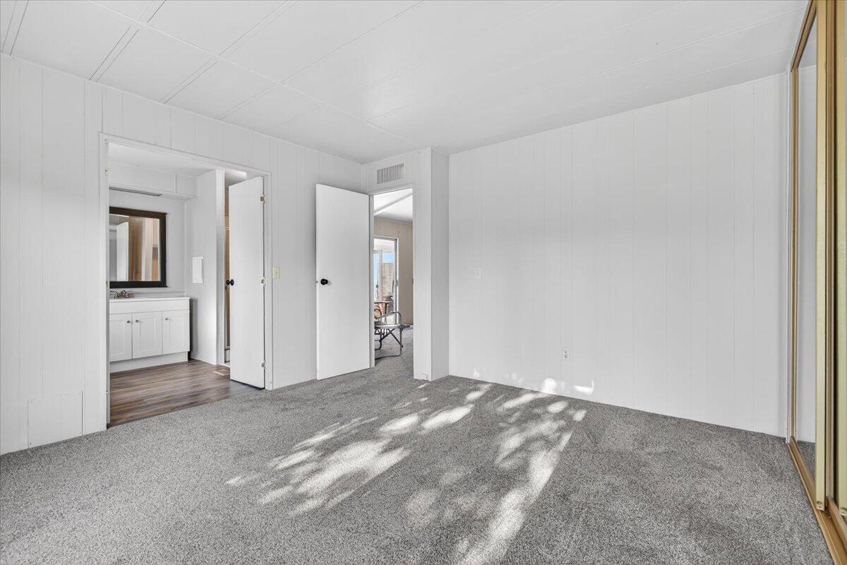 555 Freeman Road, Unit 127 Central Point, OR 97502 - Photo 12 of 32 13-13
