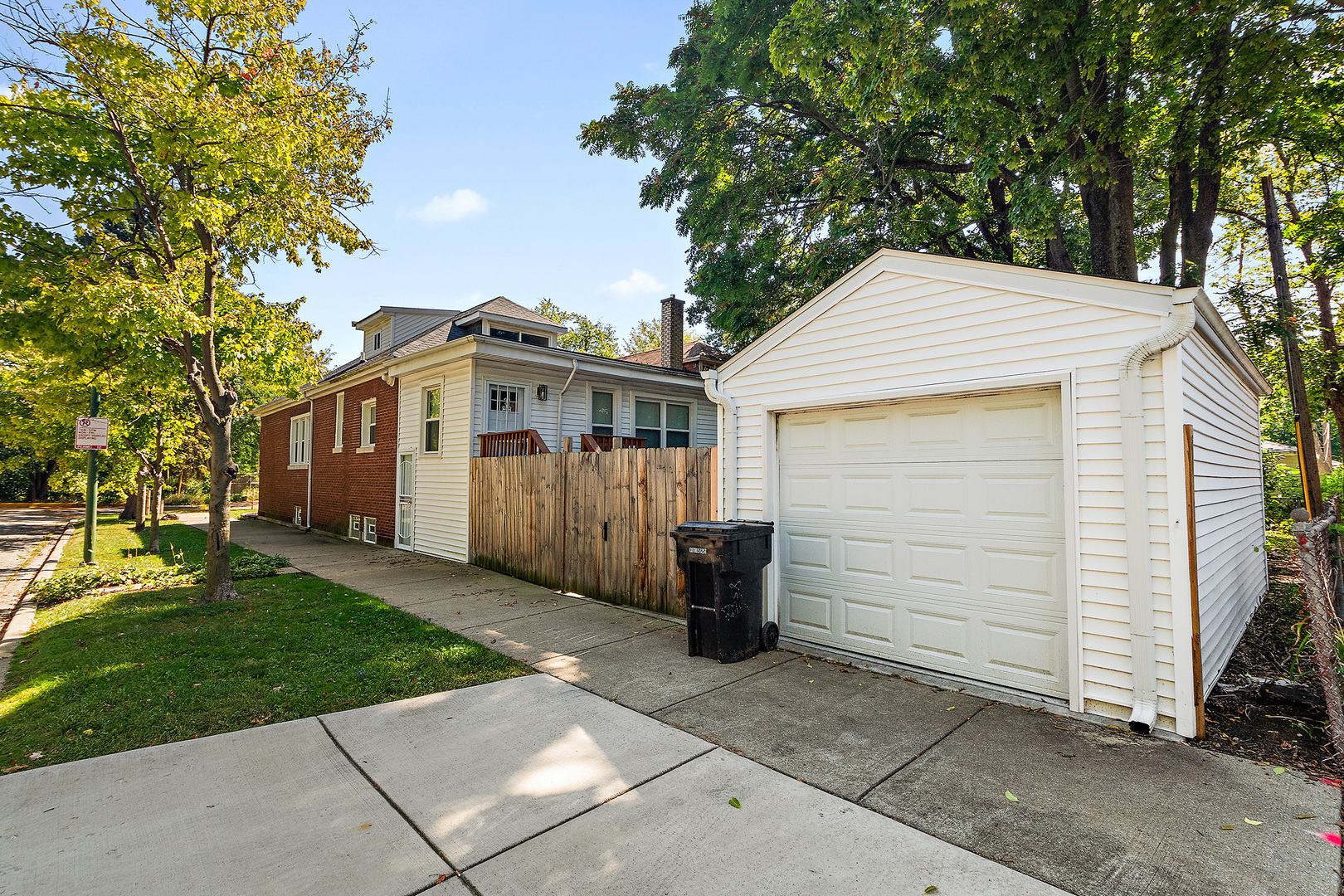 9400 South Charles Street Chicago, IL 60643 - Photo 22 of 26