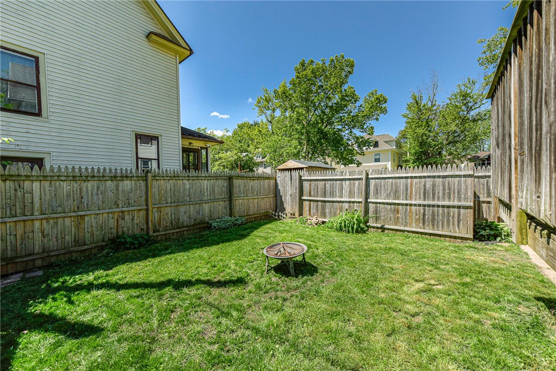 107 Parkside Avenue Rochester, NY 14609 - Photo 33 of 37
