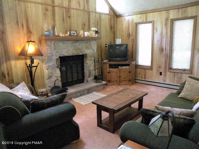 204 Elk Run Road Pocono Lake, PA 18347 - Photo 7 of 21 Living Room