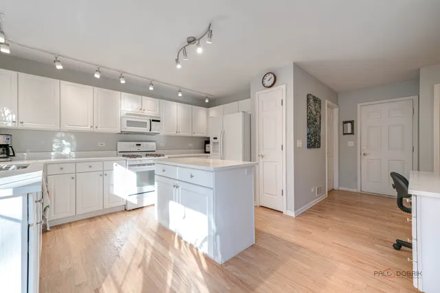 $599,000 | 22 Ashford Court, Lincolnshire, IL 60069