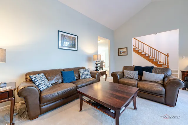 $599,000 | 22 Ashford Court, Lincolnshire, IL 60069