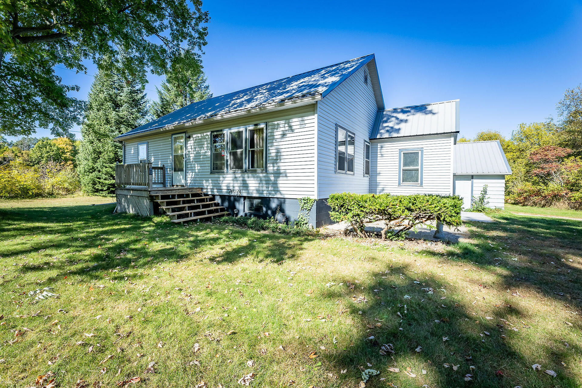 6370 Brunswick Road Holton, MI 49425 - Photo 4 of 50 Larsen-526-HDR