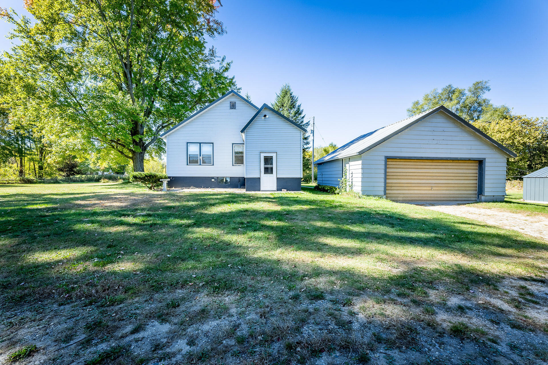 6370 Brunswick Road Holton, MI 49425 - Photo 5 of 50 Larsen-261-HDR