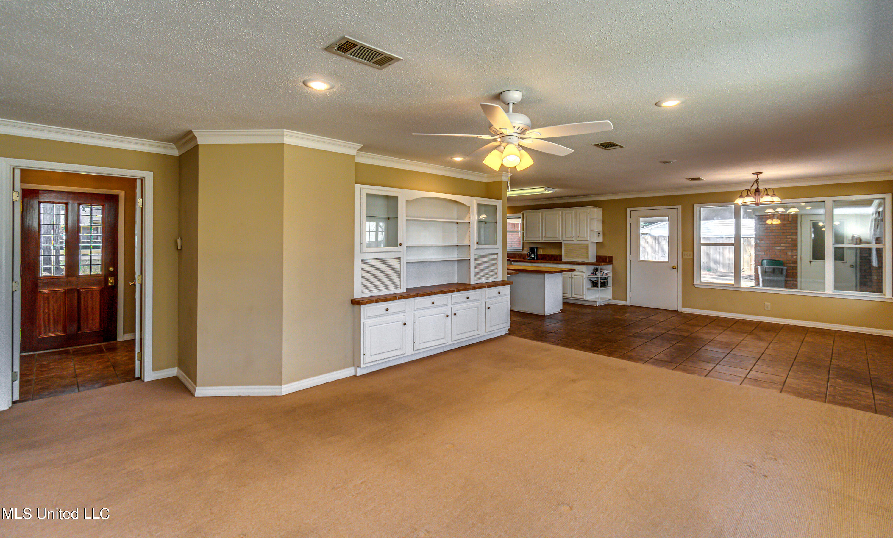 244 Mackey Drive Ridgeland, MS 39157 - Photo 5 of 52 244 Mackey Dr-8