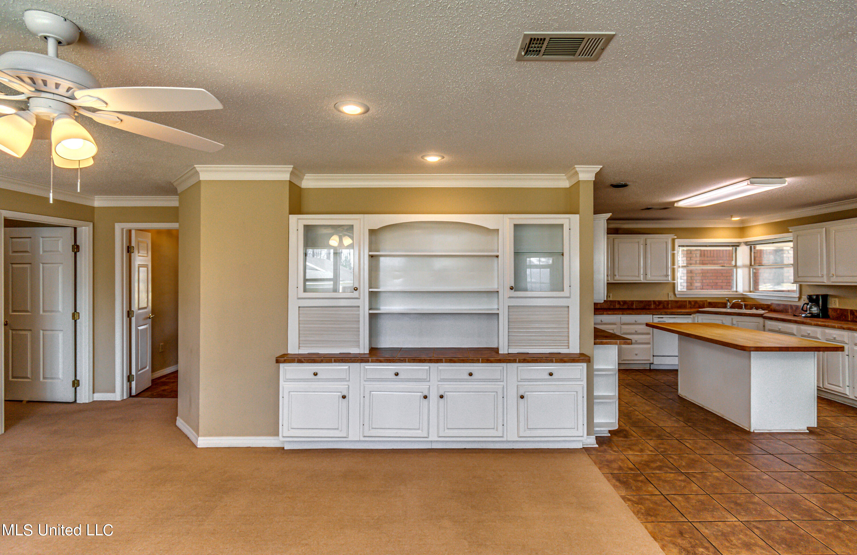 244 Mackey Drive Ridgeland, MS 39157 - Photo 7 of 52 244 Mackey Dr-10