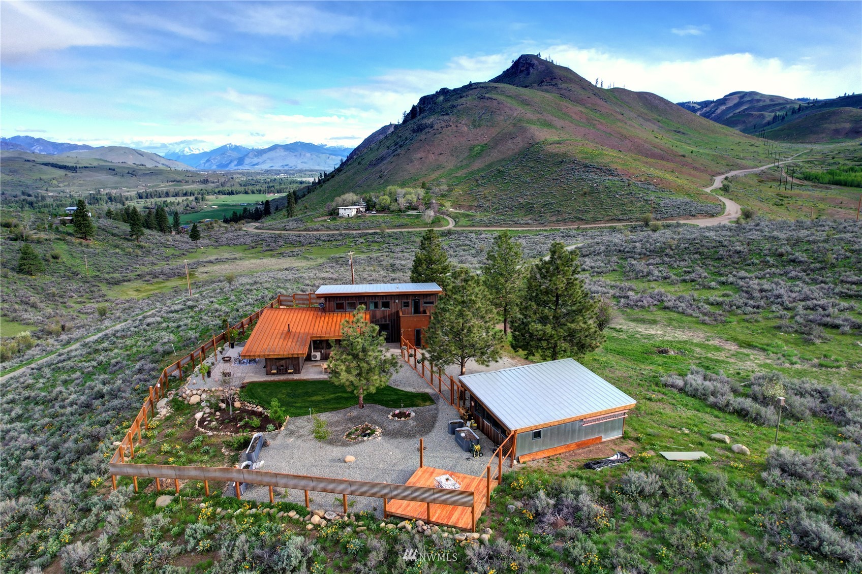 107 Nanasu Road Twisp, WA 98856 - Photo 3 of 40 Gallery Image 3