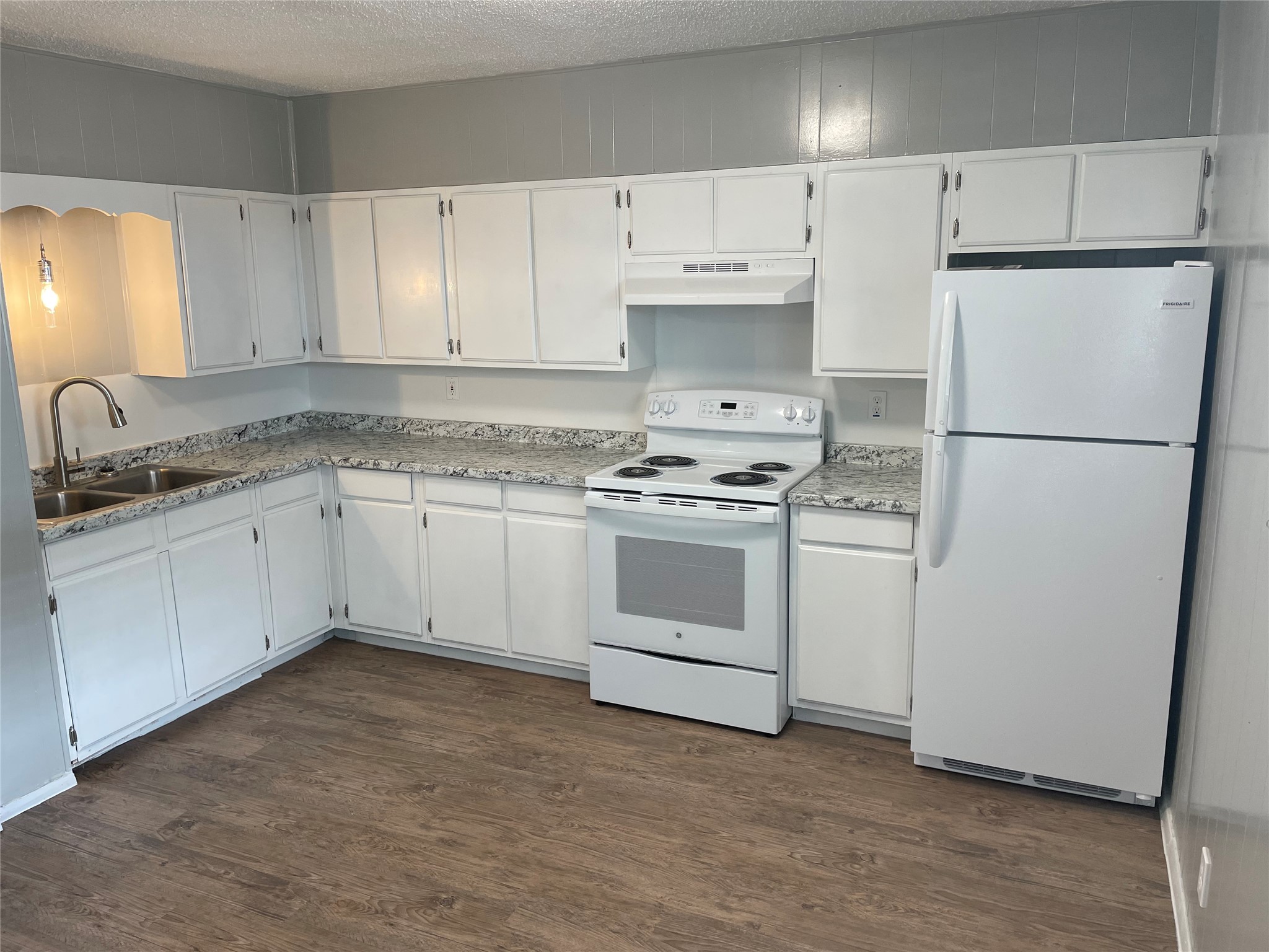 1209 Vance Street, Unit 34 Taylor, TX 76574 - Photo 2 of 30