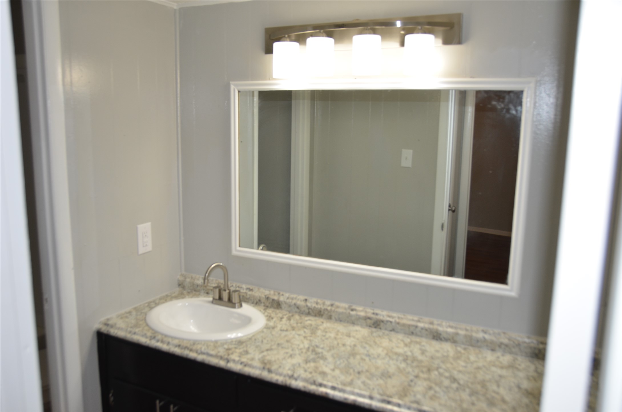 1209 Vance Street, Unit 34 Taylor, TX 76574 - Photo 4 of 30