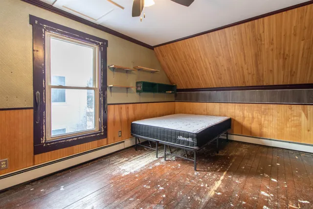 $299,900 | 50 Maple Street, Orleans, VT 05860