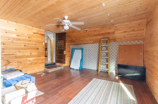 $299,900 | 50 Maple Street, Orleans, VT 05860