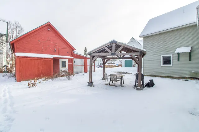 $299,900 | 50 Maple Street, Orleans, VT 05860