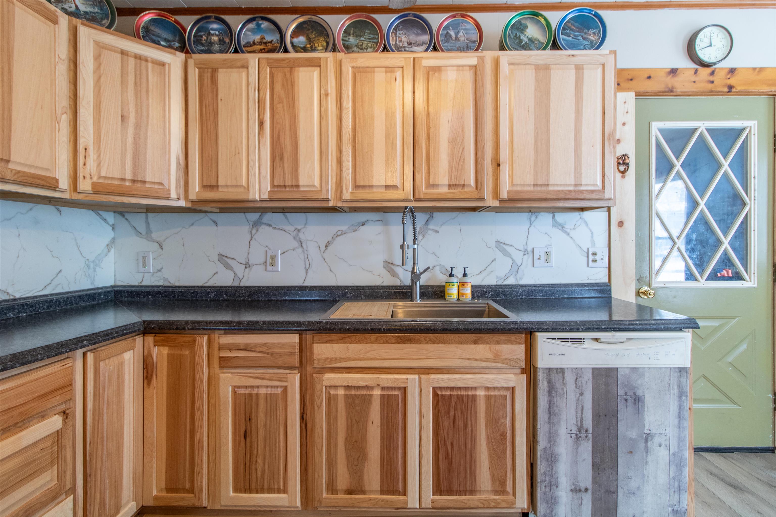 50 Maple Street Orleans, VT 05860 - Photo 10 of 33