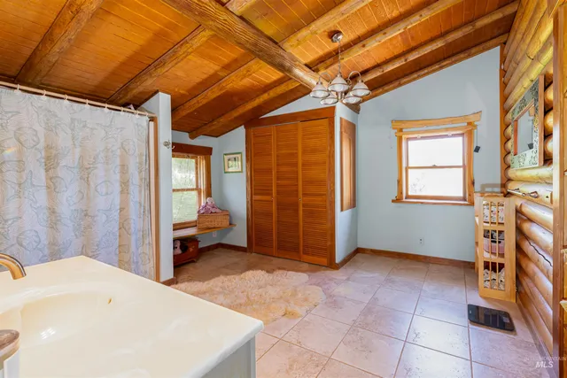 $495,000 | 39055 Hilltop Lane, Lewiston, ID 83501