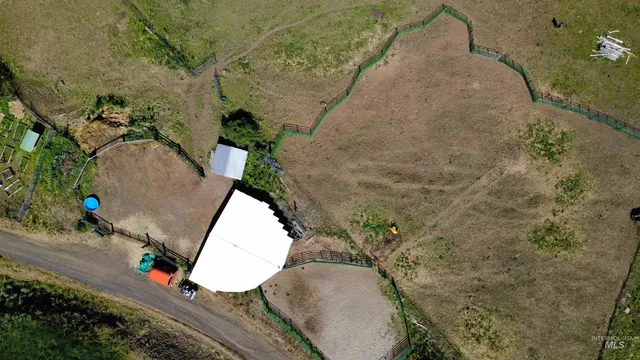 $495,000 | 39055 Hilltop Lane, Lewiston, ID 83501