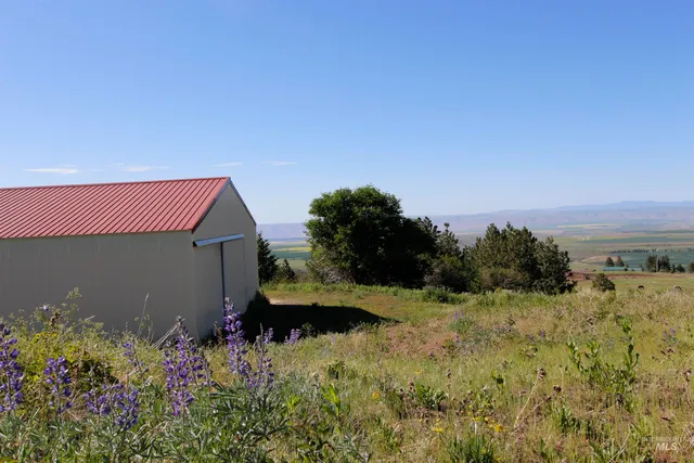 $495,000 | 39055 Hilltop Lane, Lewiston, ID 83501