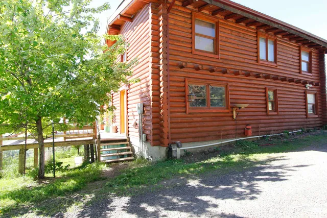 $495,000 | 39055 Hilltop Lane, Lewiston, ID 83501