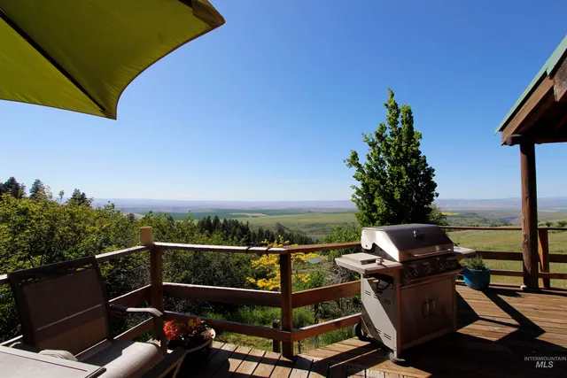 $495,000 | 39055 Hilltop Lane, Lewiston, ID 83501