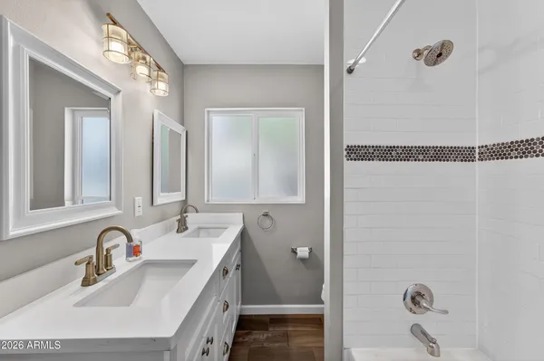 $1,000,000 | 4622 East Virginia Avenue, Phoenix, AZ 85008