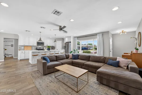 $1,000,000 | 4622 East Virginia Avenue, Phoenix, AZ 85008