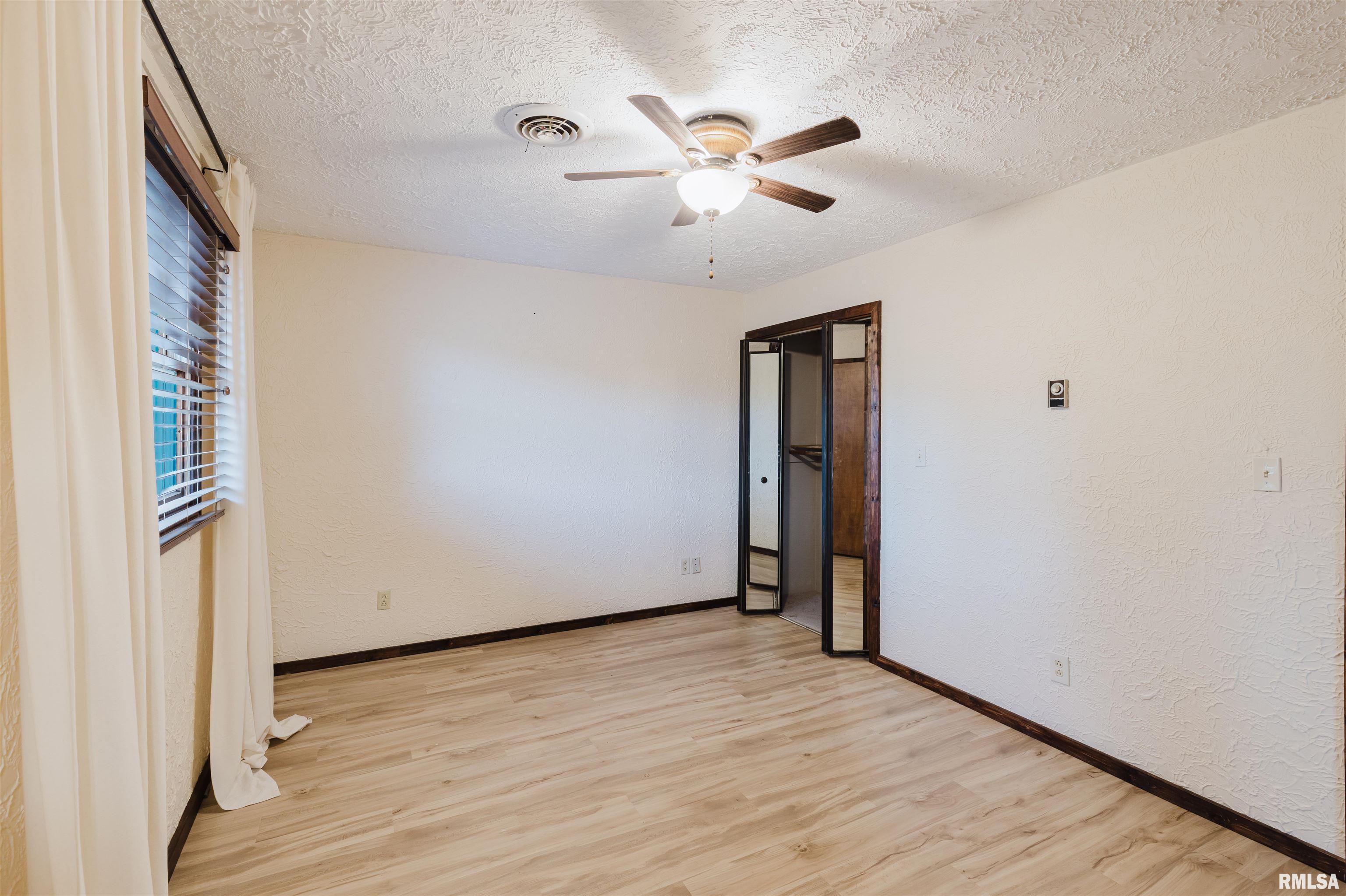 109 Philip Road Christopher, IL 62822 - Photo 16 of 32 Gallery Image 16