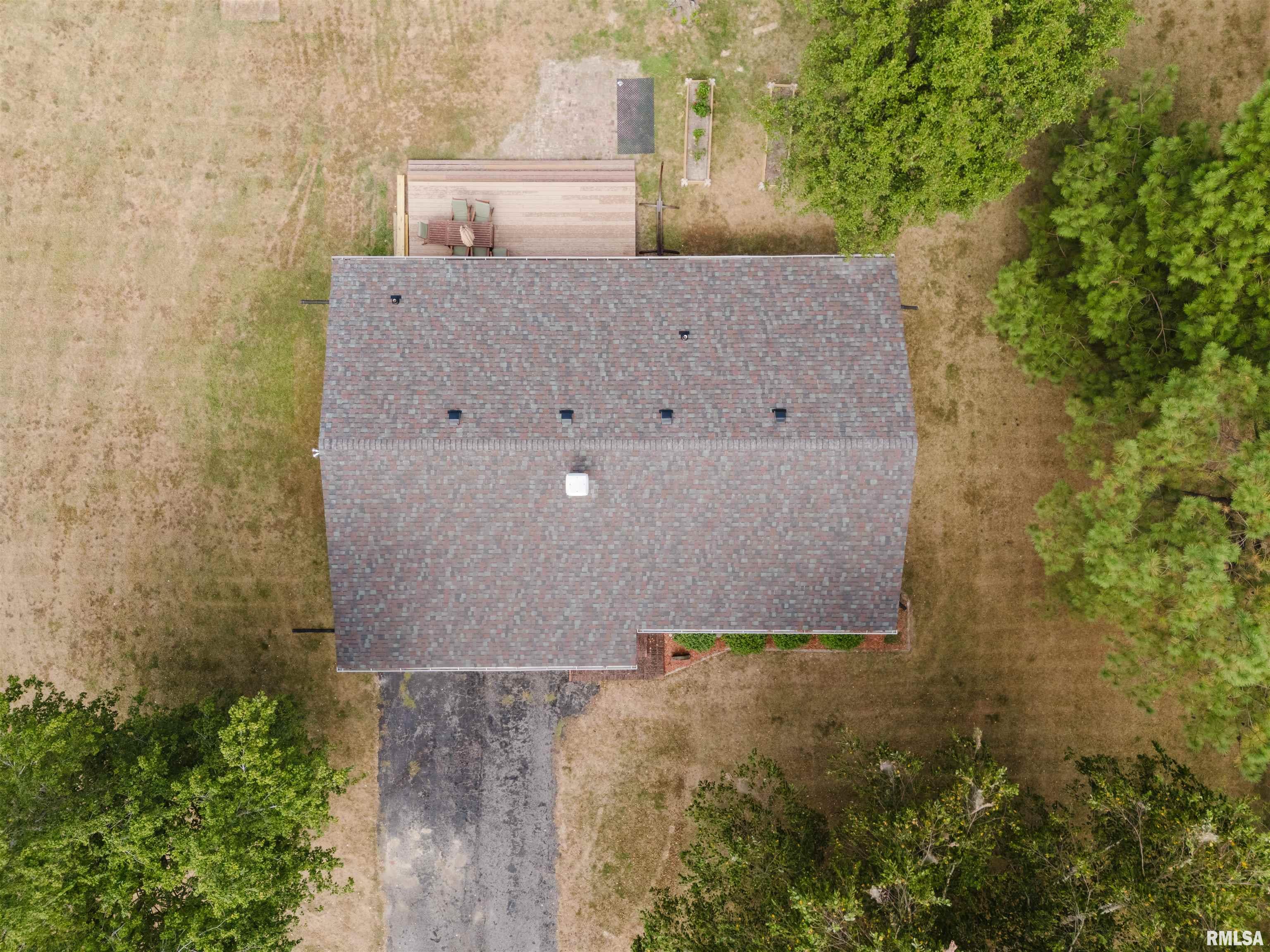 109 Philip Road Christopher, IL 62822 - Photo 29 of 32 Gallery Image 29